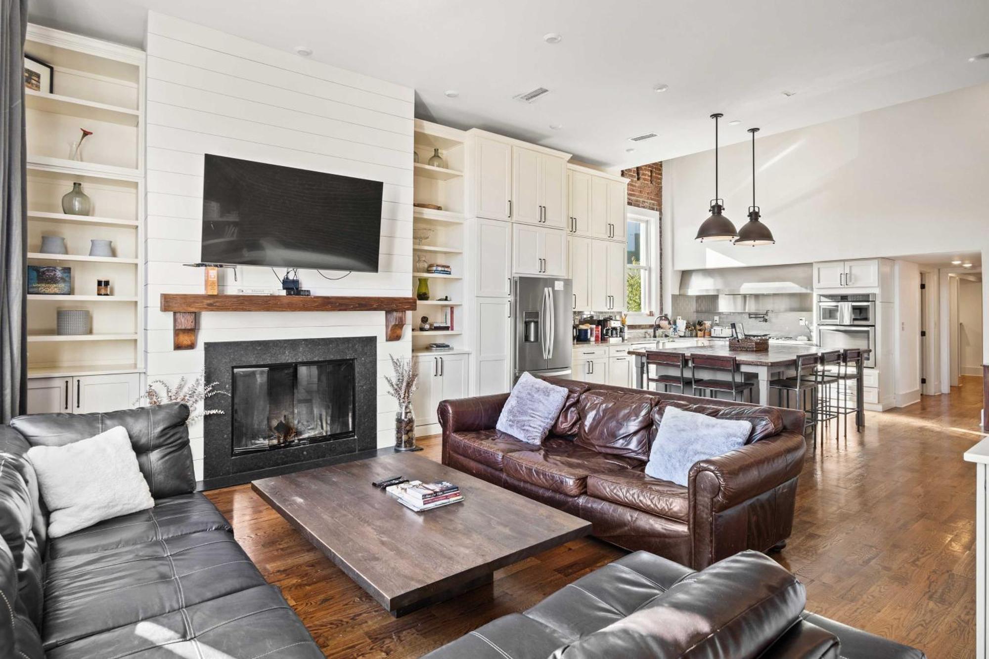 Modern Gem Near Campus And Eateries! Knoxville